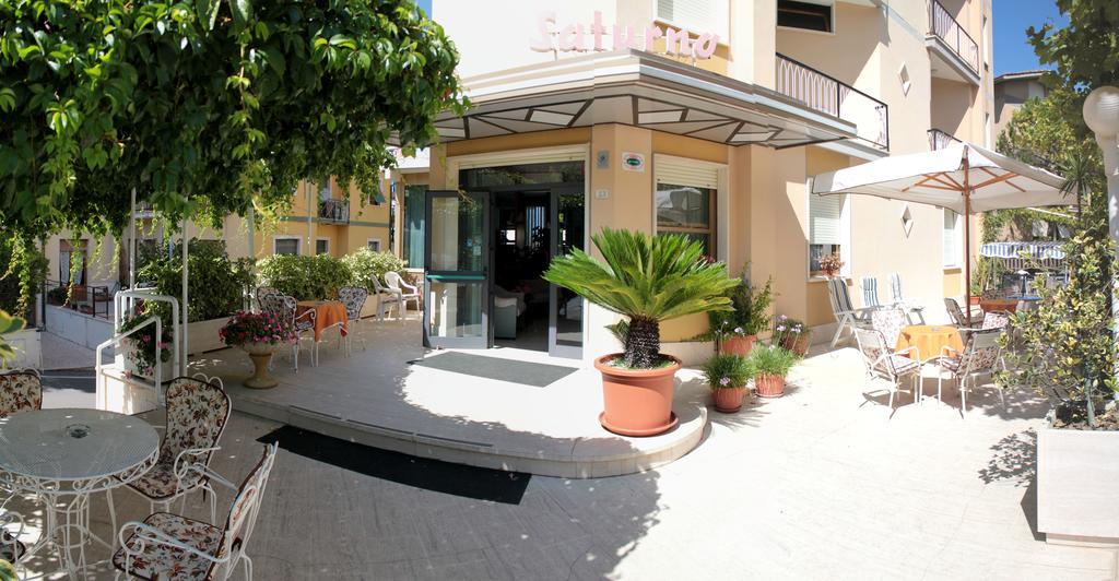 Hotel Saturno تْشيانشانو  تيرمي المظهر الخارجي الصورة