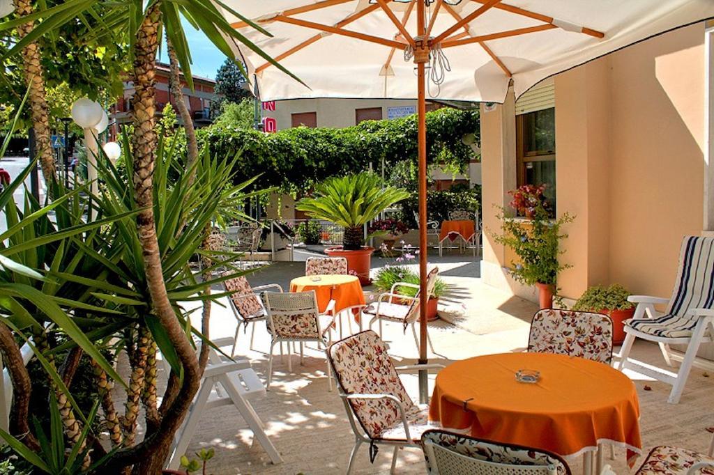 Hotel Saturno تْشيانشانو  تيرمي المظهر الخارجي الصورة