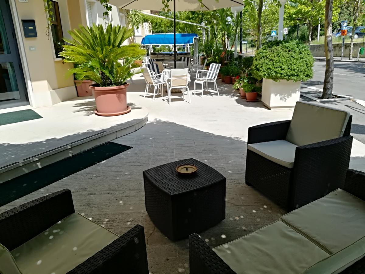 Hotel Saturno تْشيانشانو  تيرمي المظهر الخارجي الصورة
